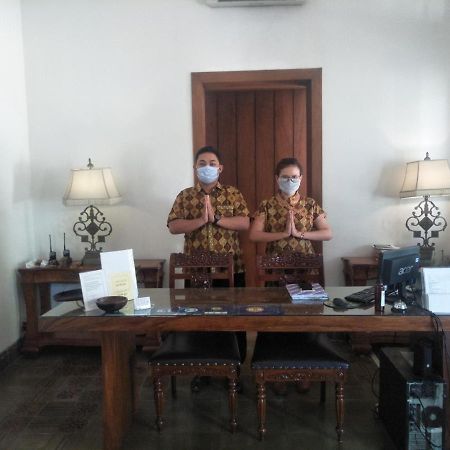 Hotel Graha Kinasih Kotabaru Yogyakarta Esterno foto