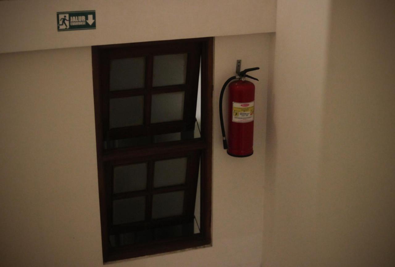 Hotel Graha Kinasih Kotabaru Yogyakarta Esterno foto